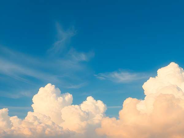 青空に広がる積乱雲
